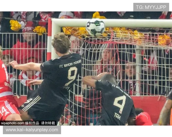 德甲莱比锡中场抢断转攻,前锋完成致命射门——从断球到致胜的一次战术演绎