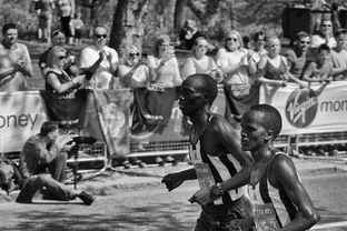 开云官网-乌干达女篮在非洲锦标赛中奋勇争夺，未来可期，乌干达女子篮球联赛