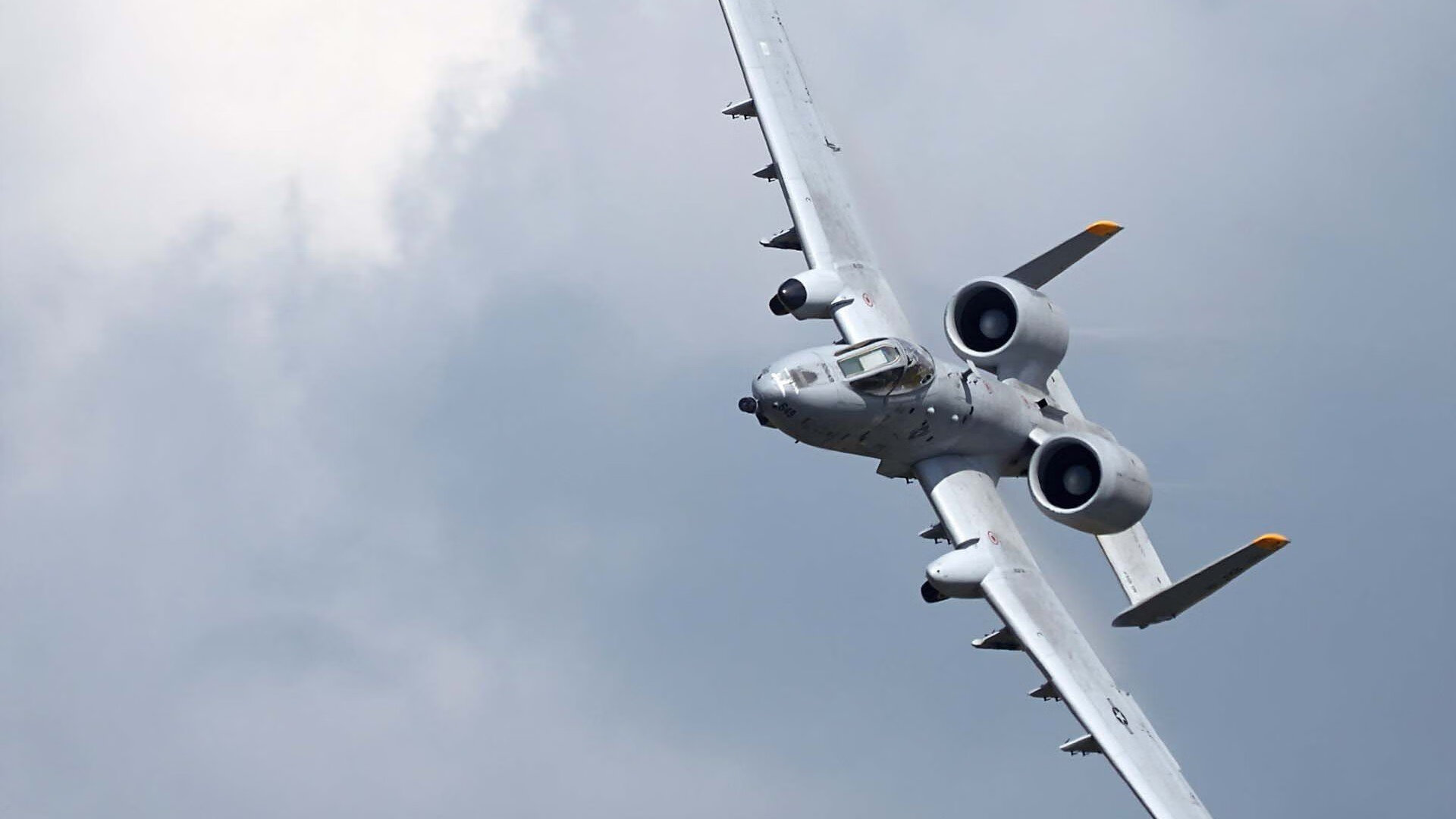 开云体育官方网站-国家男篮战术演练视频首次公开引发粉丝热烈讨论，男篮国家队赛事